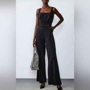 NEW YORK & COMPANY BELTED SLEEVELESS JUMPSUIT